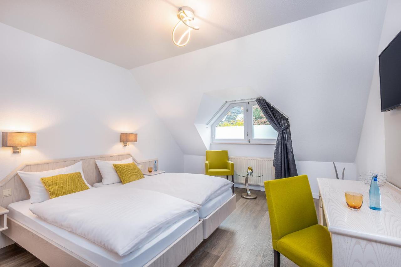 Hotel Zur Krone Meerbusch Extérieur photo