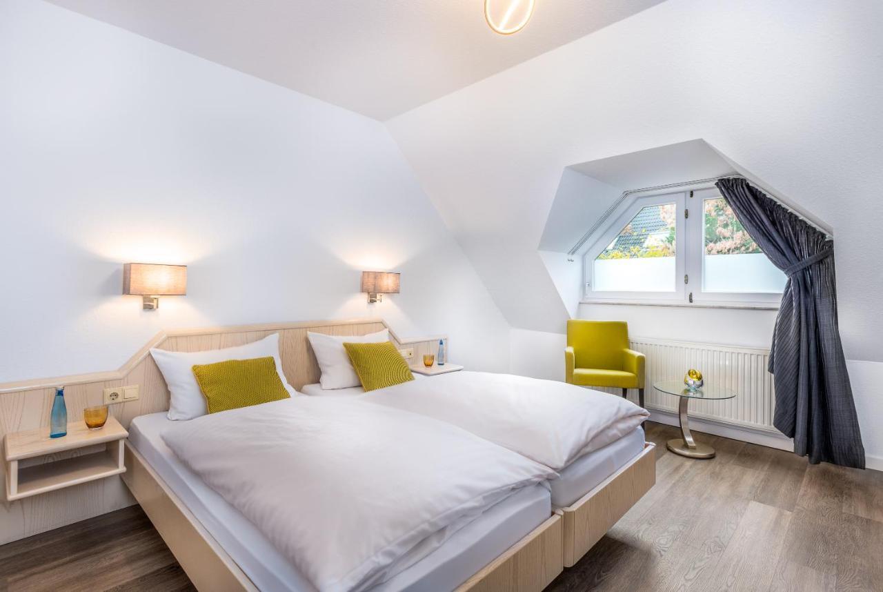 Hotel Zur Krone Meerbusch Extérieur photo