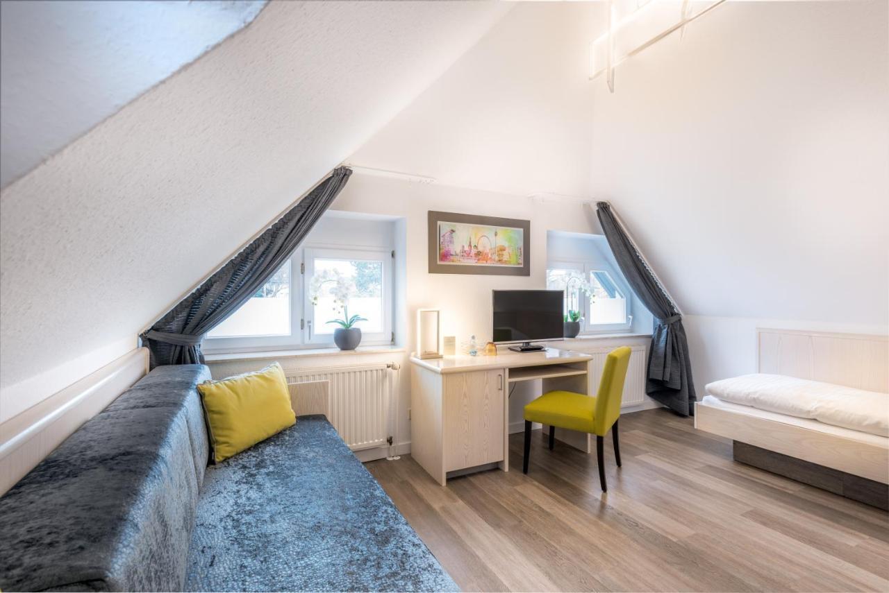 Hotel Zur Krone Meerbusch Extérieur photo