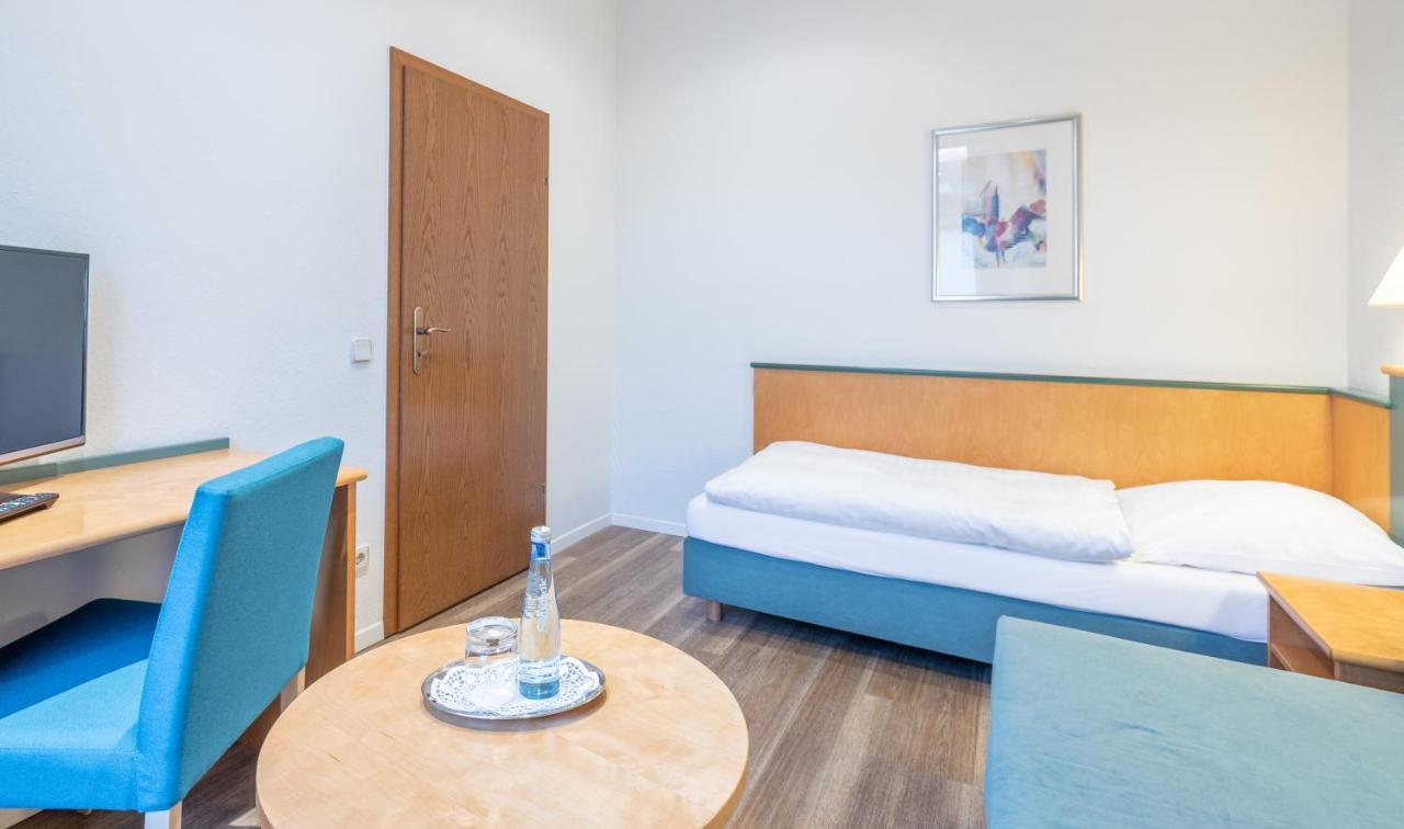 Hotel Zur Krone Meerbusch Extérieur photo